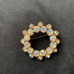 Vintage West German Aurora Borealis Crystal Wreath Brooch – Gold Tone Circle Pin